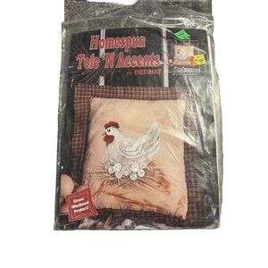 Homespun Tole 'N Accents By Bernat 16" X 16" Pillow Kit . Chicken on Nest NOS